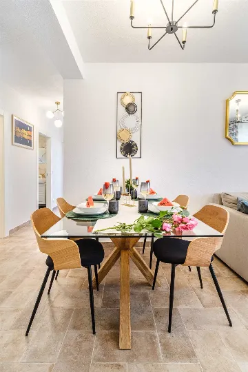 Supetar 2-Bedroom Holiday House with Heated Pool