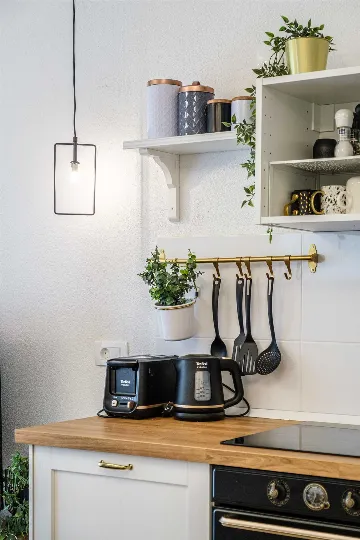 Supetar 2-Bedroom Holiday House with Heated Pool