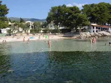 Two-Bedroom Apartment in Kaštel Štafilic with Balcony