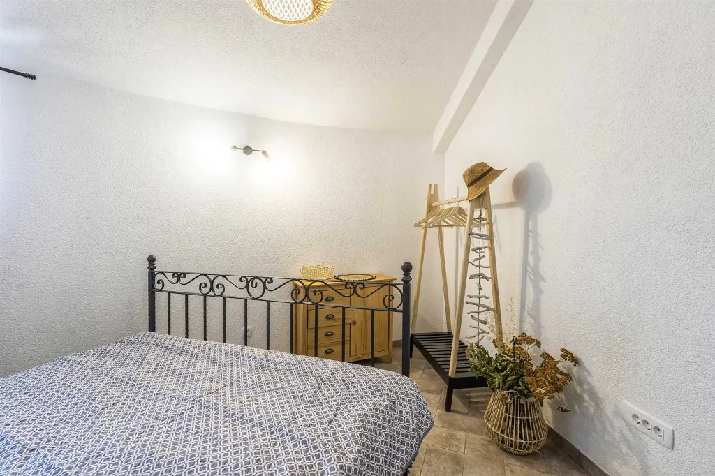 Holiday House with Heated Pool in Supetar