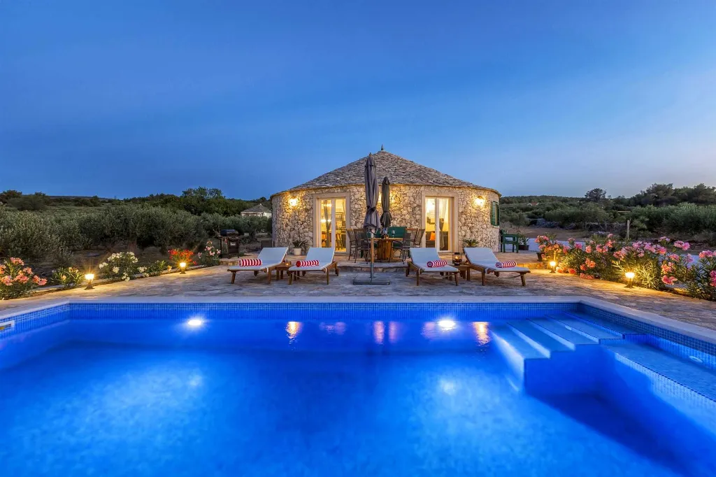 Holiday House with Heated Pool in Supetar