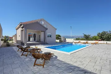 Holiday House in Pridraga with Private Pool