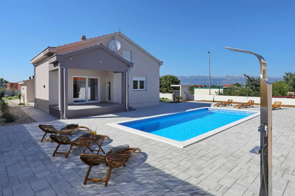 Holiday House in Pridraga with Private Pool
