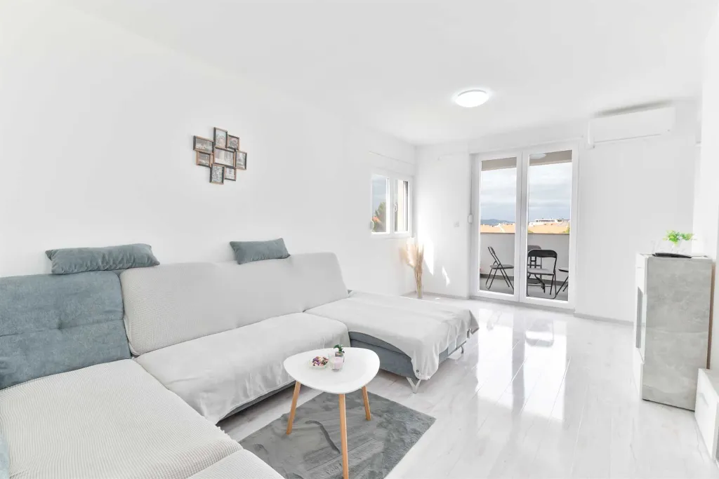 2-Bedroom Apartment in Zadar for up to 6 Guests