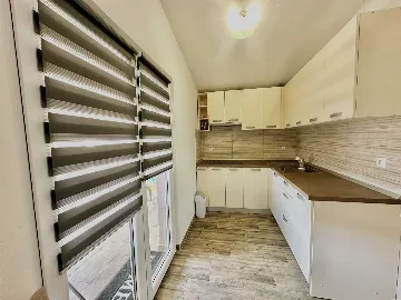 1-Bedroom Apartment in Vir for Up to 4 Guests