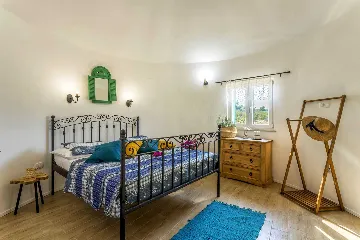 Stone Holiday House in Supetar for 2 Guests