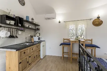 Stone Holiday House in Supetar for 2 Guests