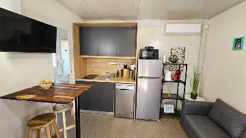 Mobile Home with Shared Pool in Pirovac