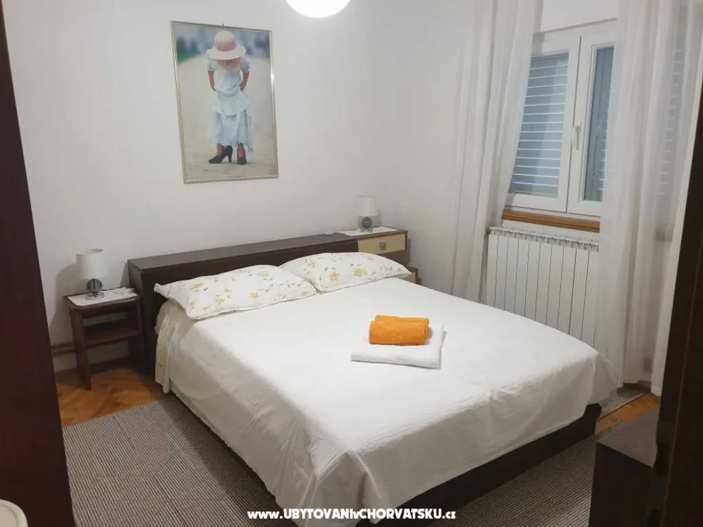 Apartment with Garden Terrace for 2 in Kaštel Štafilic
