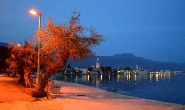 Apartment with Garden Terrace for 2 in Kaštel Štafilic