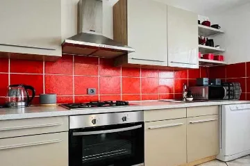 Two-Bedroom Apartment with Terrace in Šibenik