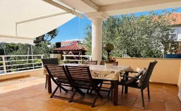 Two-Bedroom Apartment with Terrace in Šibenik