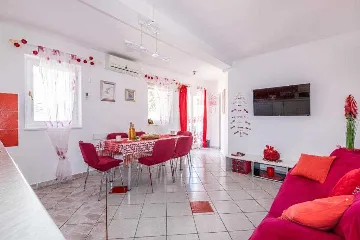 Two-Bedroom Apartment with Terrace in Šibenik