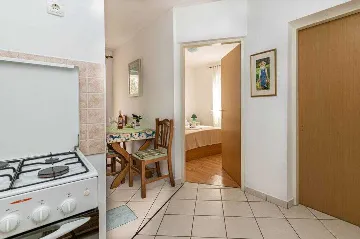 Apartment with Garden Terrace in Šibenik (up to 4)