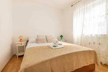 Apartment with Garden Terrace in Šibenik (up to 4)