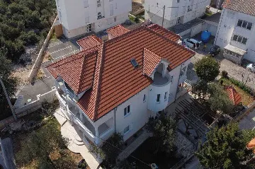 Garden-View Studio Apartment in Šibenik