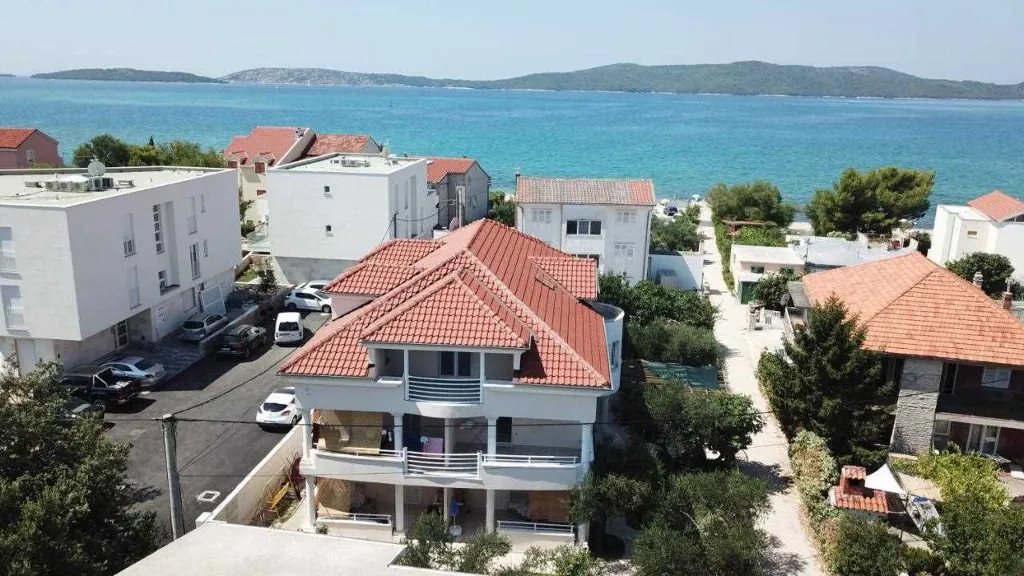Studio Apartment in Šibenik for Up to 3 Guests