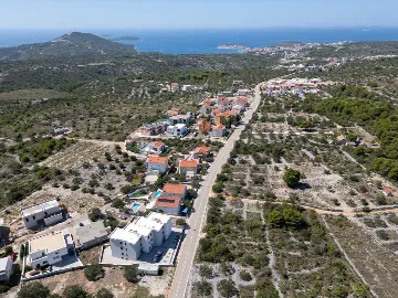 Villa in Primošten with Heated Pool for Up to 10