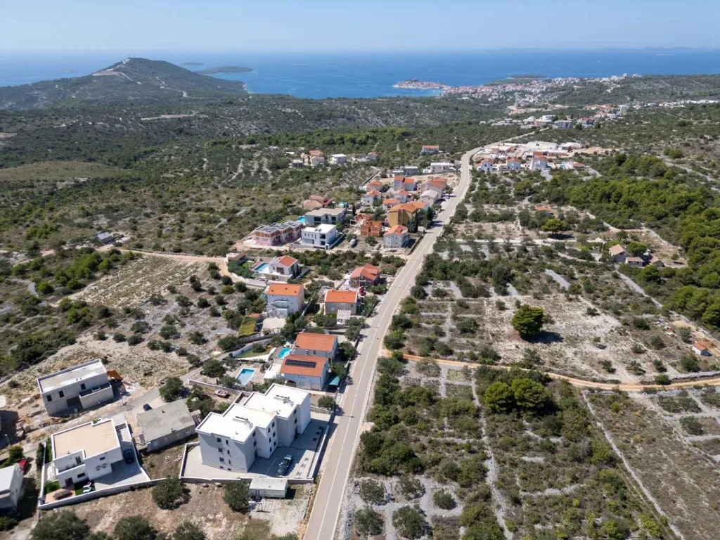 Villa in Primošten with Heated Pool for Up to 10