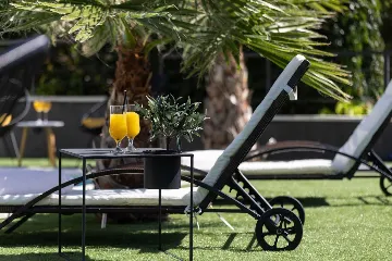 Villa in Primošten with Heated Pool for Up to 10