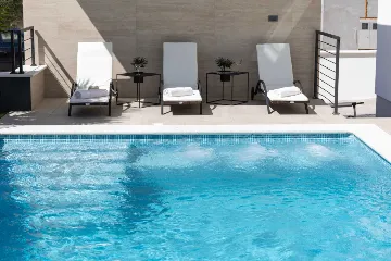 Villa in Primošten with Heated Pool for Up to 10