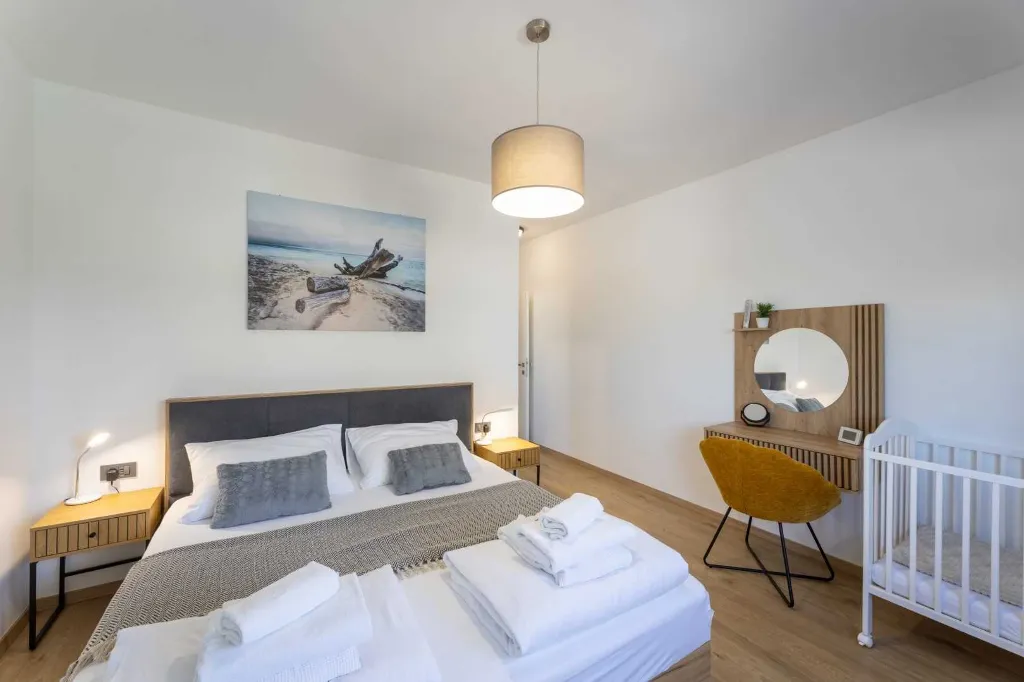 Villa in Primošten with Heated Pool for Up to 10