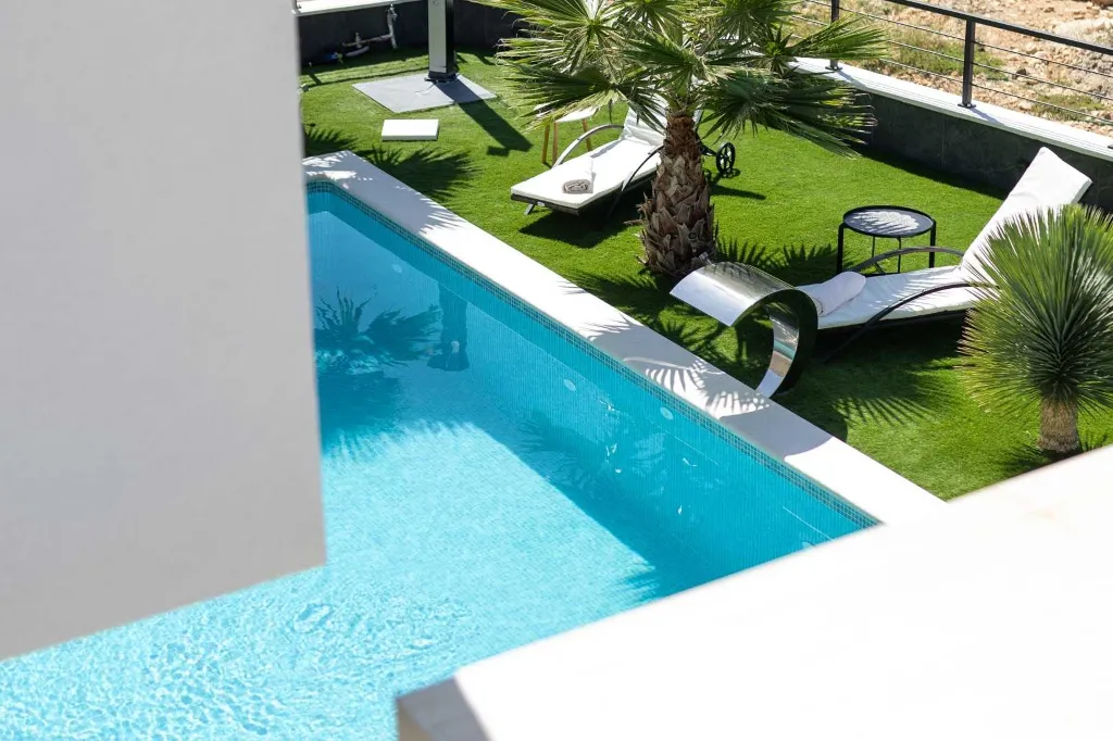 Villa in Primošten with Heated Pool for Up to 10