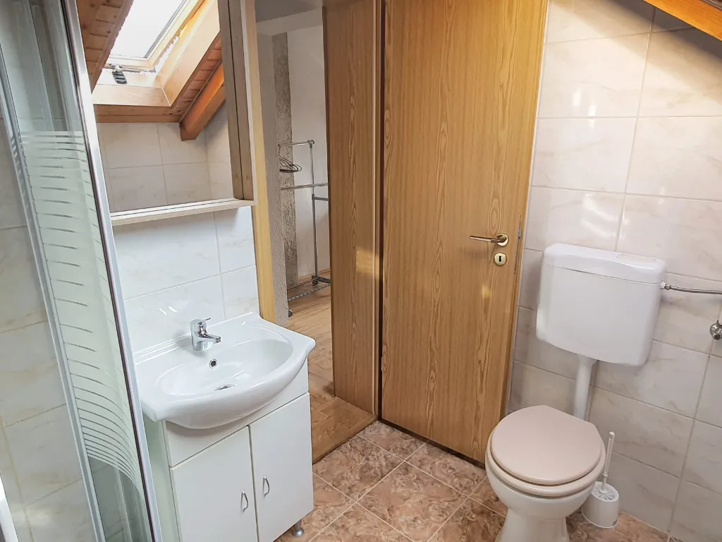 Drežnik Grad Studio Apartment for 2 with Balcony