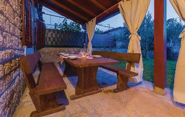 Stone Holiday House with Pool in Puljane, Oklaj