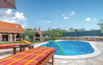 Stone Holiday House with Pool in Puljane, Oklaj