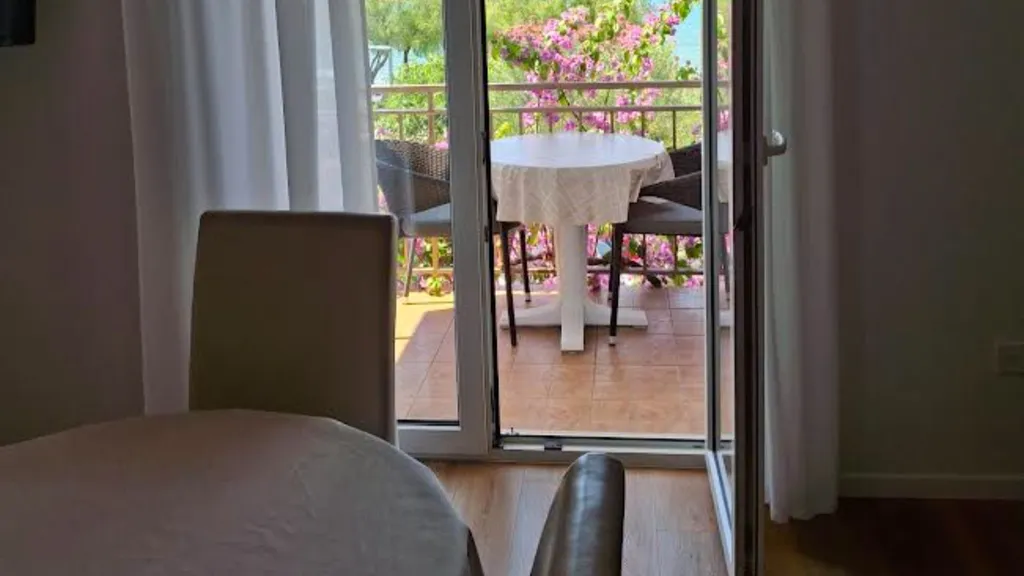 Srima Beach Apartment 1