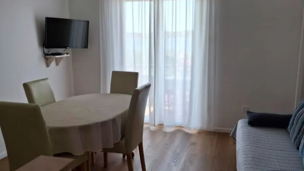Srima Beach Apartment 1