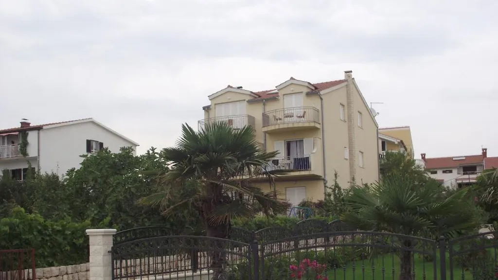 Bugenvila Beach Studio Apartment 2