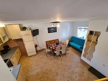 Two-Story Apartment in Vir for 6 Guests