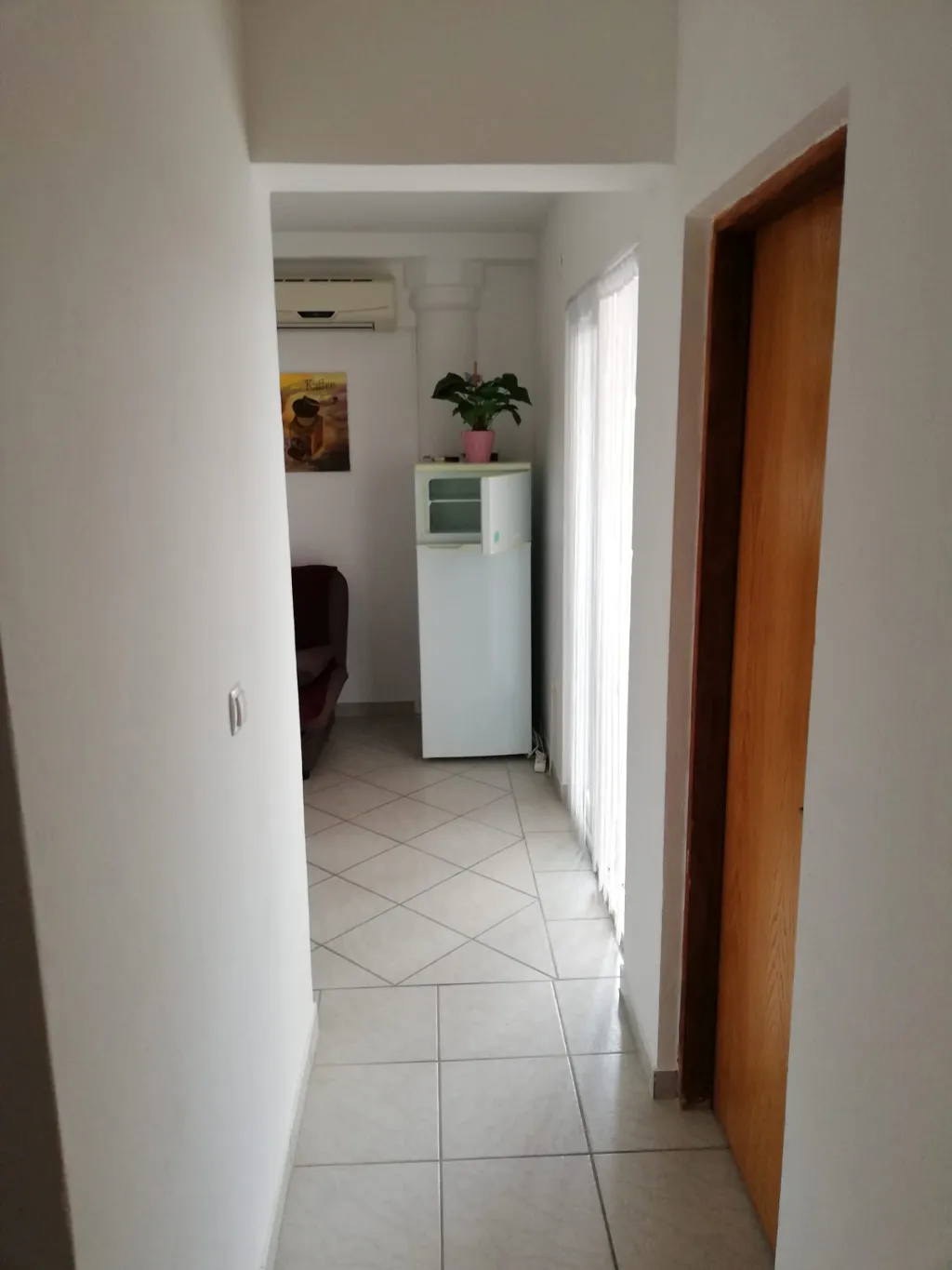 Apartment for 4 Guests near the Beach in Vir