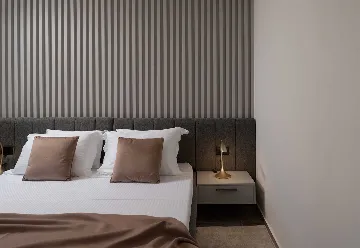 4-Bedroom Villa in Nin with Pool & Spa Zone