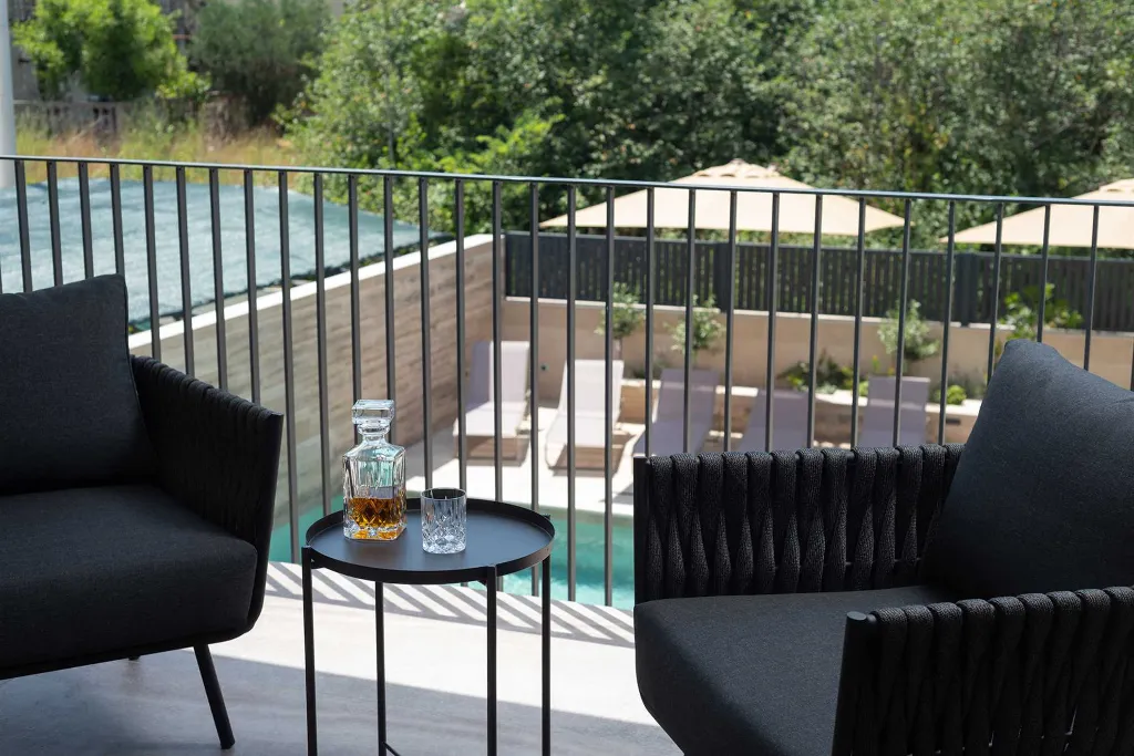 4-Bedroom Villa in Nin with Pool & Spa Zone