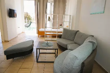 Apartment with Parking in Privlaka for 6 Guests