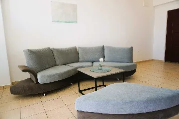 Apartment with Parking in Privlaka for 6 Guests