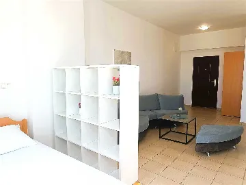 Apartment with Parking in Privlaka for 6 Guests