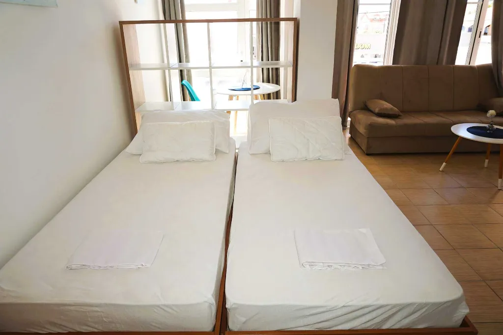 Apartment for 4 Guests with Balcony in Privlaka