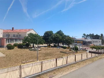 Apartment for 4 Guests with Balcony in Privlaka