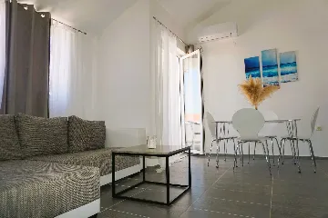 Privlaka Apartment for 5 Guests