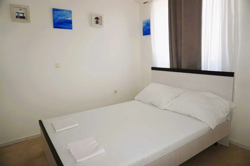 Privlaka Apartment for 5 Guests