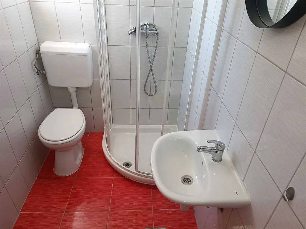 Privlaka Apartment for 5 Guests