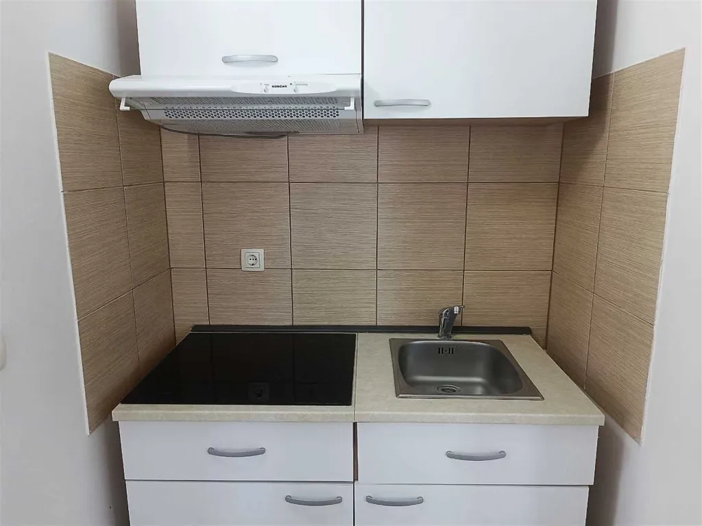 Privlaka Apartment for 5 Guests