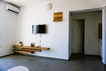 Sea View Apartment for 3 Guests in Privlaka