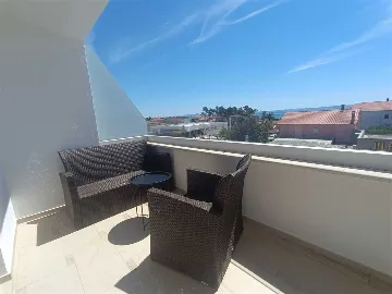 Sea View Apartment for 3 Guests in Privlaka