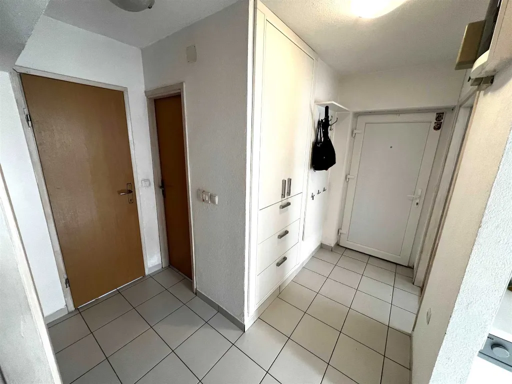 Balcony Apartment for 4 Guests in Zadar