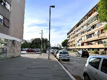 Balcony Apartment for 4 Guests in Zadar